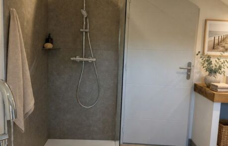 Après la rénovation d’un appartement front de mer complet à Arcachon par Cap Renov (12) | CAP RENOV