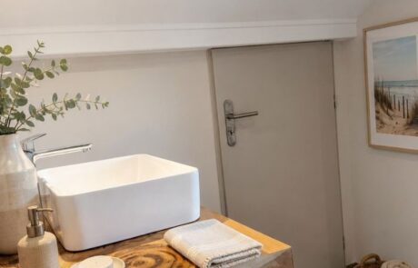 Après la rénovation d’un appartement front de mer complet à Arcachon par Cap Renov (15) | CAP RENOV